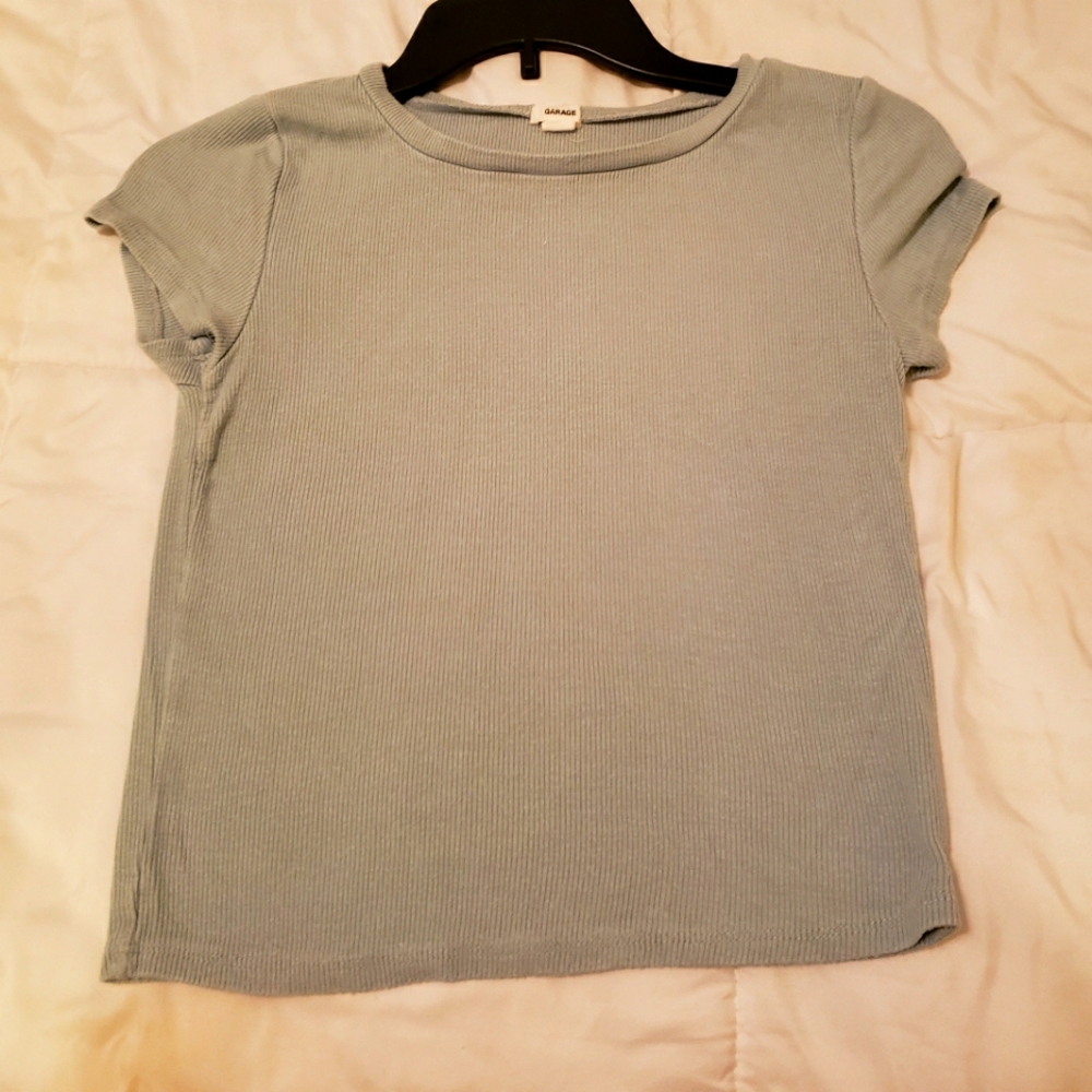 Short sleeve top